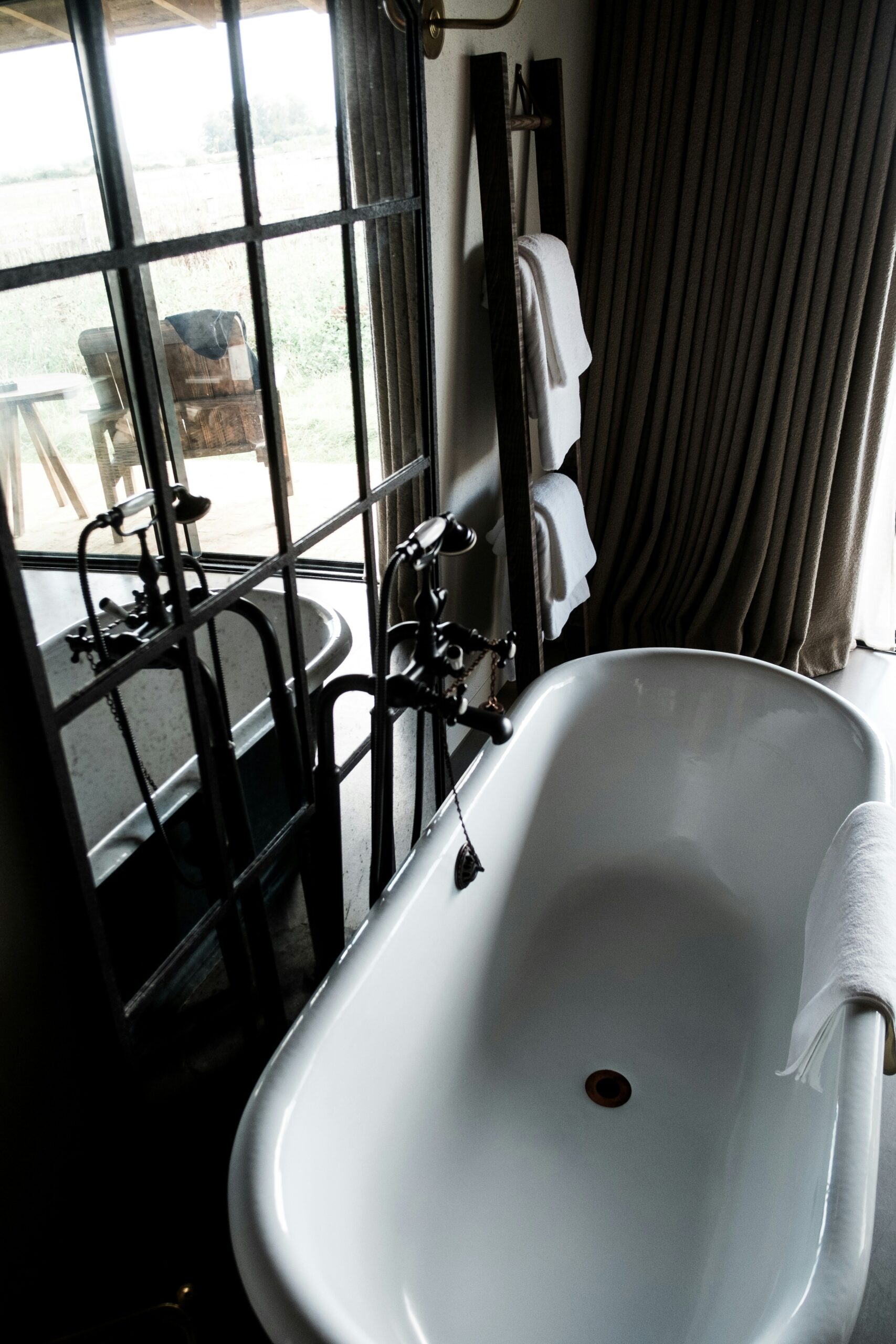 Why Your Bathtub Drain Gurgles When Filling