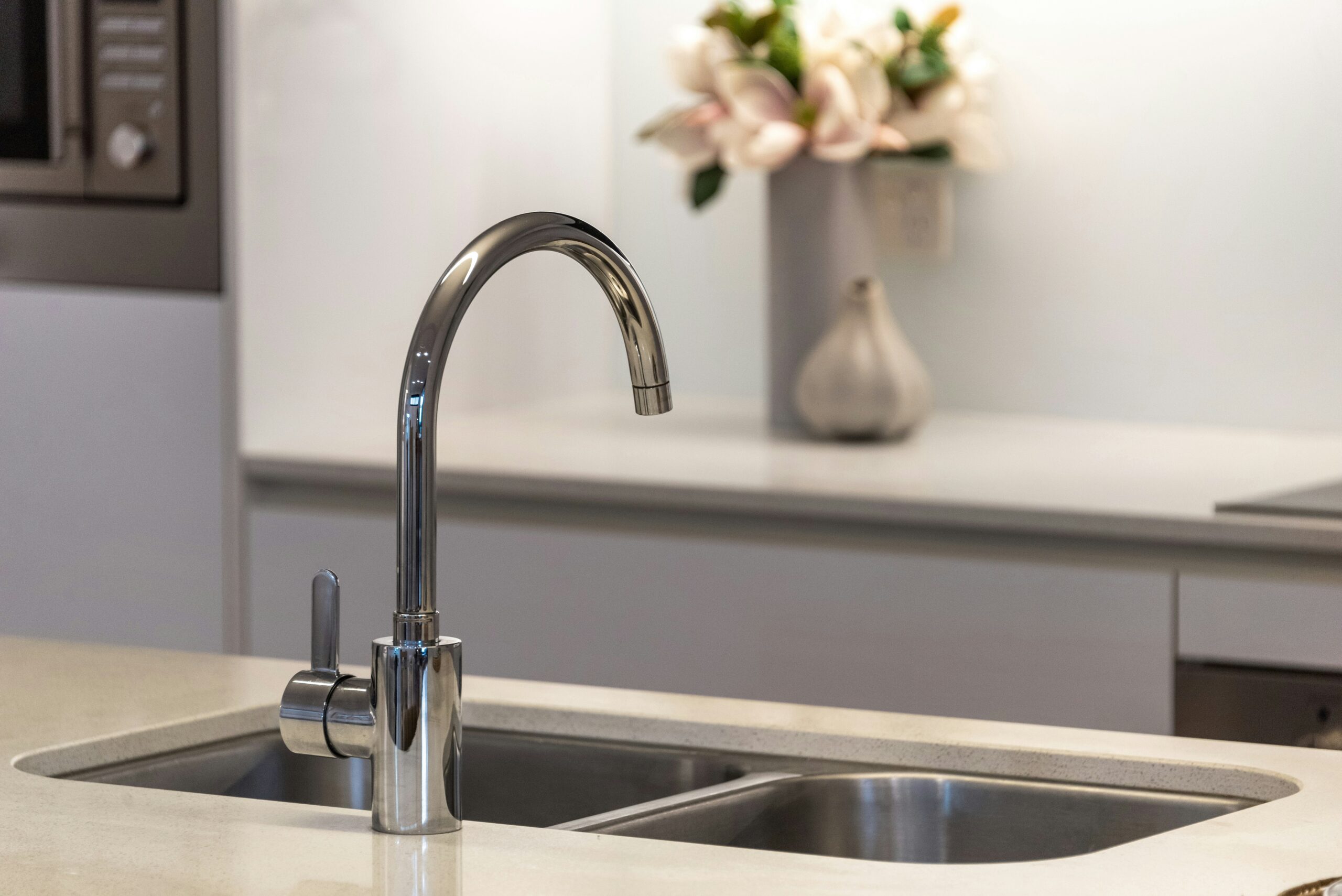 Kitchen faucet producing chemical-smelling water