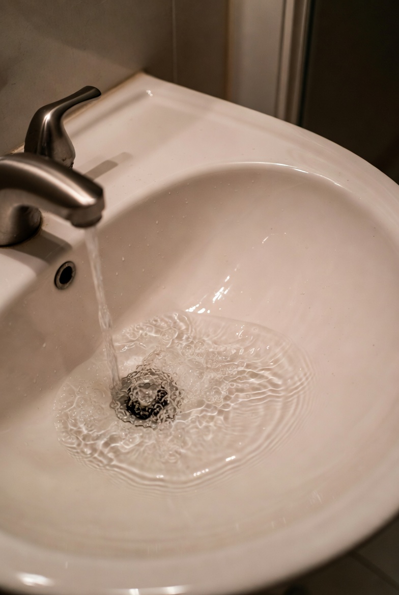 Sink gurgles when toilet flushes