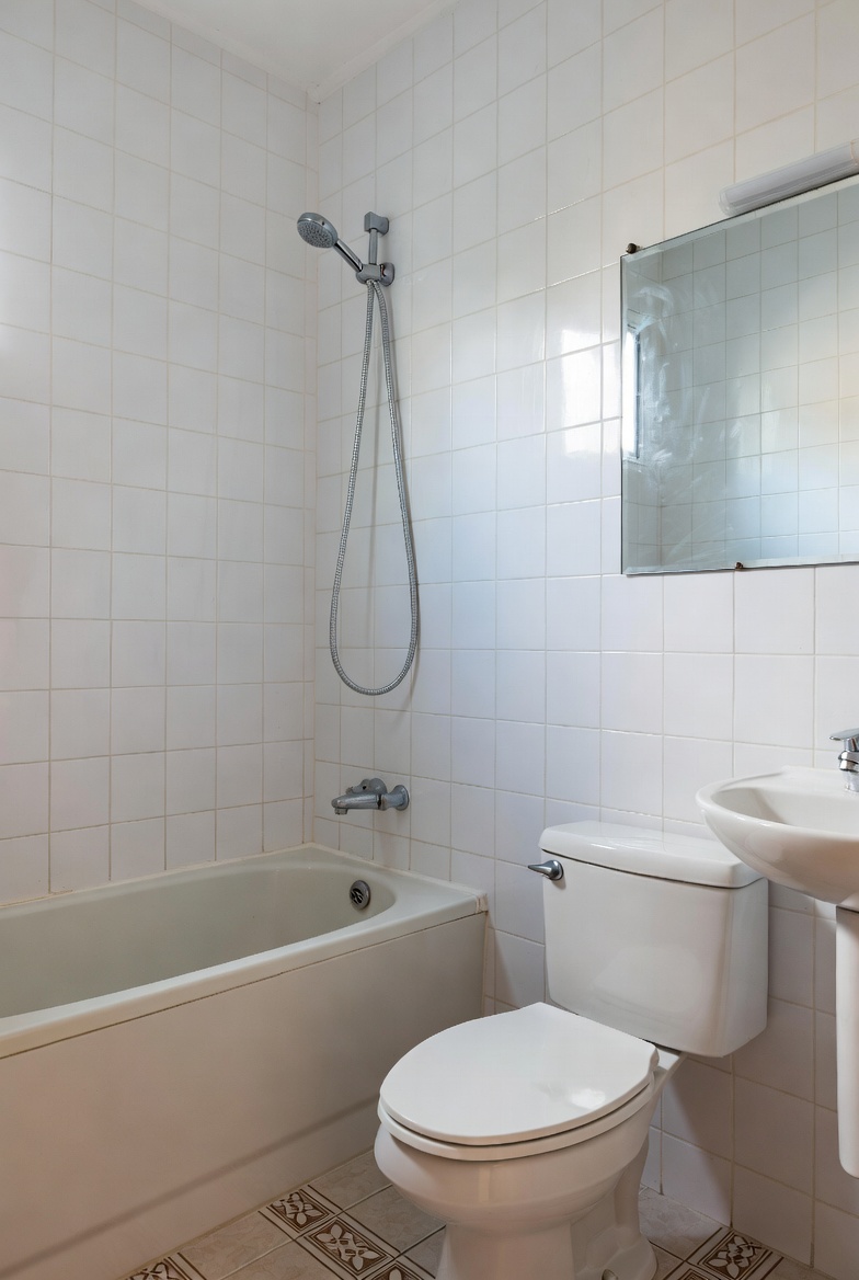 Toilet after smart water shutoff device test